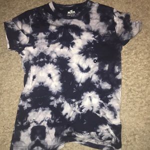 Hollister tee